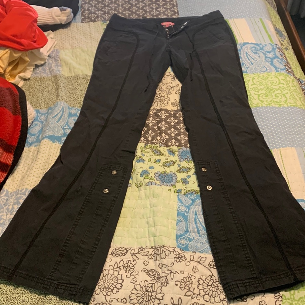Blank pants